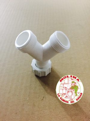 Racor 3 vías 3/4" toma agua, plástico.