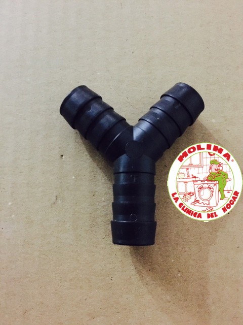 Racor empalme 2 tubos desagüe.