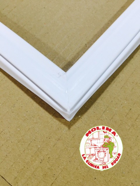 Burlete Magnetico, goma puerta congelador Aeg, Zanussi, Corberó, 57x58cm., labio medio.