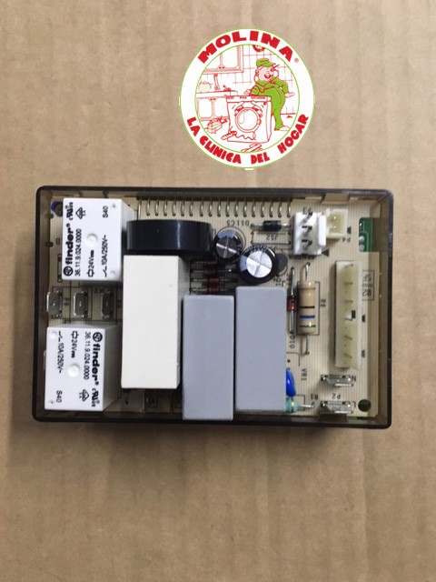 Reloj programador horno Teka con display.