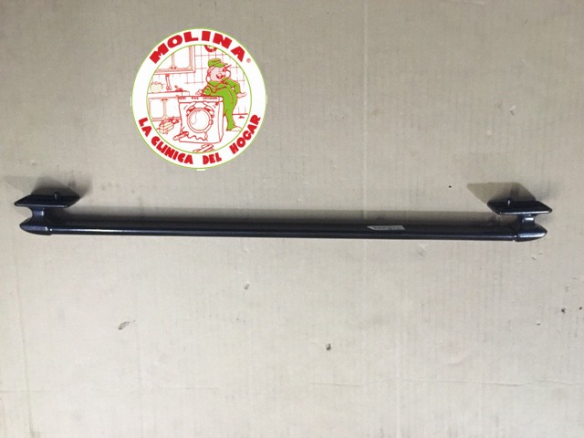 Tirador puerta horno Teka marrón.