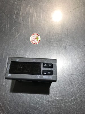 Termostato+termómetro dixell XR20C, 12V.