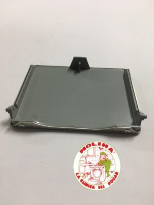 Tapa registro bomba lavadora Miele W5722.