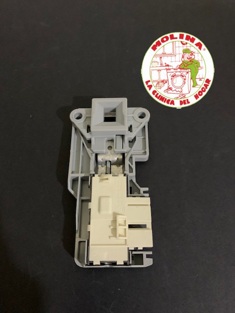 Interruptor, cierre retardado lavadora Electrolux, Zanussi, Aeg, 3 terminales.