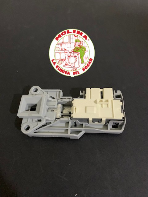 Interruptor, cierre retardado lavadora Electrolux, Zanussi, Aeg, 3 terminales.